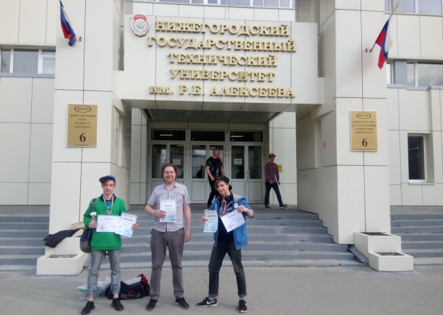 Кротовы и Разумков 27 апреля.jpg Кротовы и Разумков 27 апреля.jpg